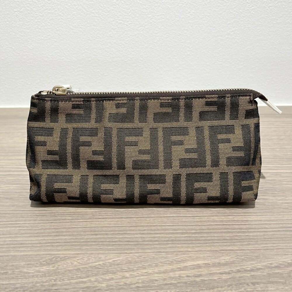 Fendi FFロゴ ポーチ ブラウン Fendi FFロゴ柄 ブラウンポーチ FENDIフェンディFF柄♪ポーチ