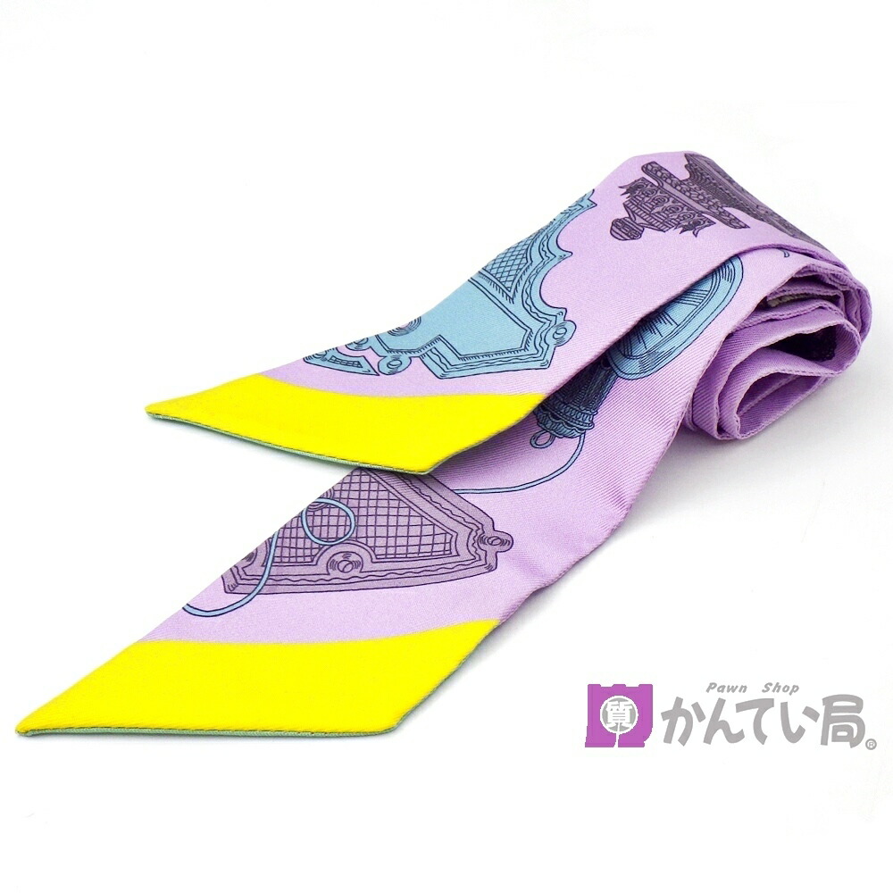 HERMES プリュム 羽根柄 ツイリー スカーフ 薄紫　紫 グリーン ブルー HERMES プリュム 羽根柄 ツイリー スカーフ 薄紫 紫 グリーン