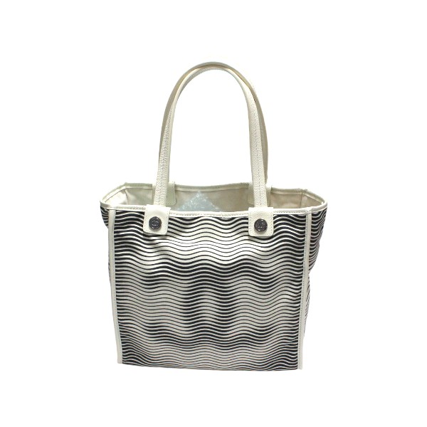 【レア】CHANEL グレー トートバッグ 大容量 美品】CHANEL ドーヴィルライン GM トートバッグ グレー デニム - メルカリ