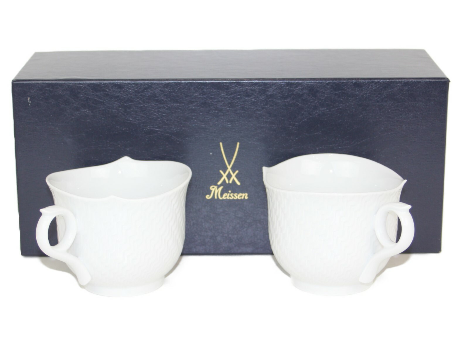 Meissen 波の戯れ ホワイトマグ ペアセット ホワイト 磁器 メンズ レディース ユニセックス 食器 飾り お祝い 置物 プレゼント 贈り物 人気 マグカップ 中古 松前r56号店 Runawayapricot Com