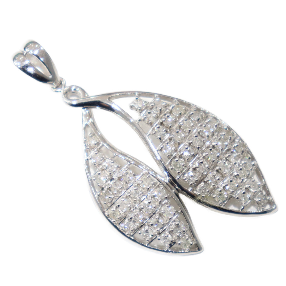 Pt900　ダイヤモンドトップ　プラチナ　ダイヤモンド　1.50ct　約8.0g　約4.5cm　ネックレストップ　ペンダントトップ　アクセサリー　セレクトジュエリー　レディース　シンプル　ギフト　プレゼント包装可　【中古】　松山朝生田店