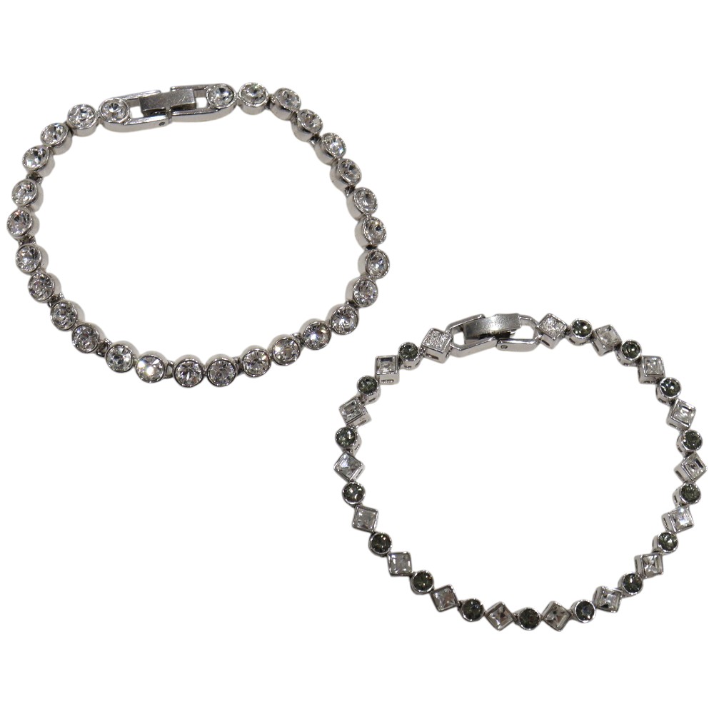 【箱あり】SWAROVSKI　スワロフスキー　クリスタル　ブレスレットセット　1055402　シルバー　可愛い　綺麗　ゴージャス　人気　定番　レディース　ジュエリー　プレゼント包装　ギフト【中古】松山朝生田店