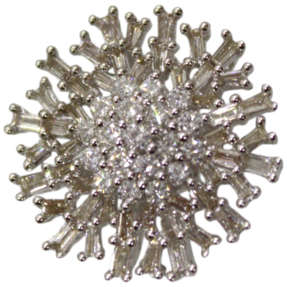 K18　ホワイトゴールド　ネックレストップ　ペンダントトップ　2.3g　ダイヤモンド 　0.45ct 　シンプル　ゴージャス　上品　ジュエリー　アクセサリー　レディース　ギフト　プレゼント包装可【中古】松前R56号店