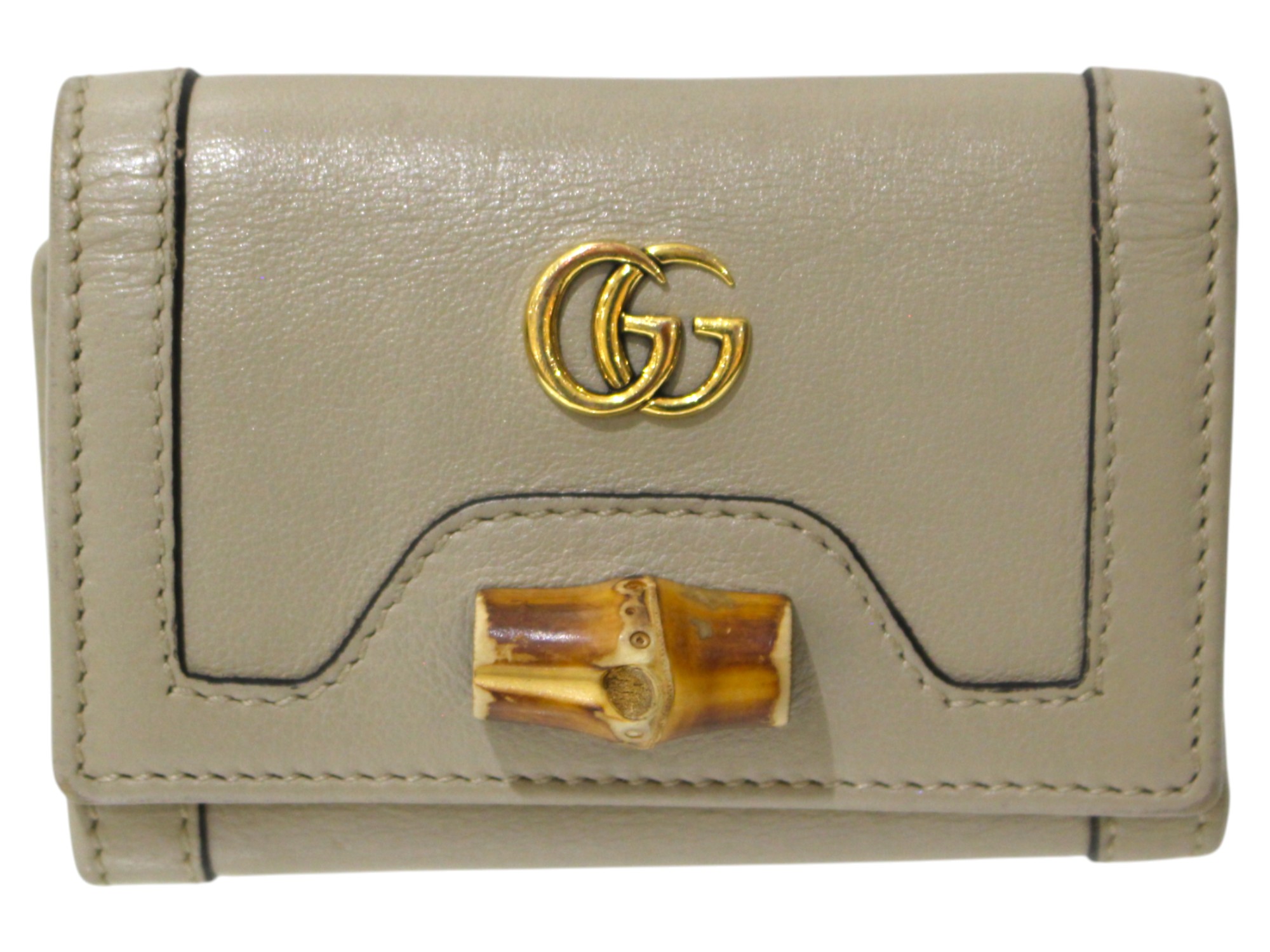 美品✨グッチ◇ダイアナ三つ折り財布　バンブー　マーモント　ゴールド金具　ピンク GG Marmont グッチ 財布 レディース バンブー コンパクトウォレット 二