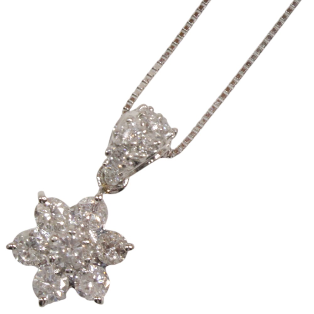 【鑑別書・箱付き】Pt850/Pt900　プラチナ　アジャスター付きフラワーモチーフネックレス　ダイヤモンド　1.00ct　5.1g　ペンダントトップ　ネックレストップ　フラワー　花　可愛い　上品　綺麗　レディース　ジュエリー　プレゼント包装可　【中古】松山久万ノ台店
