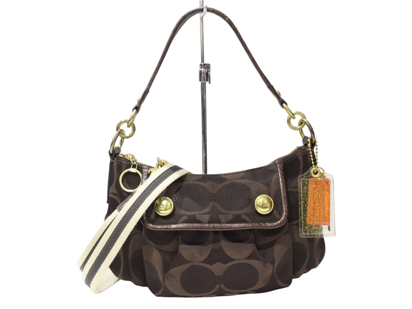 【チャーム・ショルダーストラップあり】COACH　コーチ　13833　2WAYハンドバッグ　斜め掛け　ショルダーバッグ　ダークブラウン系　ゴールド金具　ファスナー開閉　キャンバス　レディース　ウィメンズ　シンプル　人気　プレゼント包装　ギフト【中古】松前R56号店｜かんてい局松前Ｒ５６号店