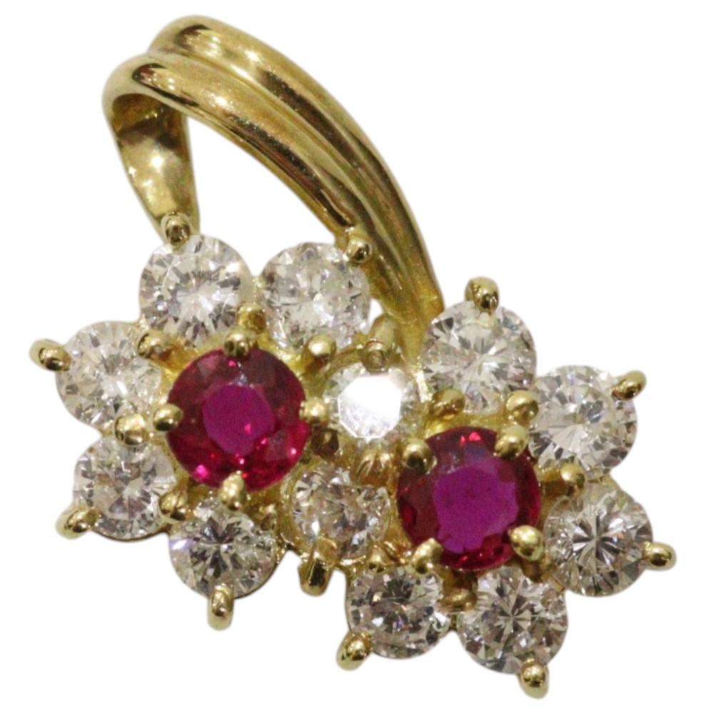K18YG　ネックレストップ　イエローゴールド　2.0g　メレダイヤモンド　0.32ct　ルビー　0.70ct　綺麗　レディース　ウィメンズ　ジュエリー　ギフト　プレゼント包装可　【中古】松前R56号店｜かんてい局松前Ｒ５６号店