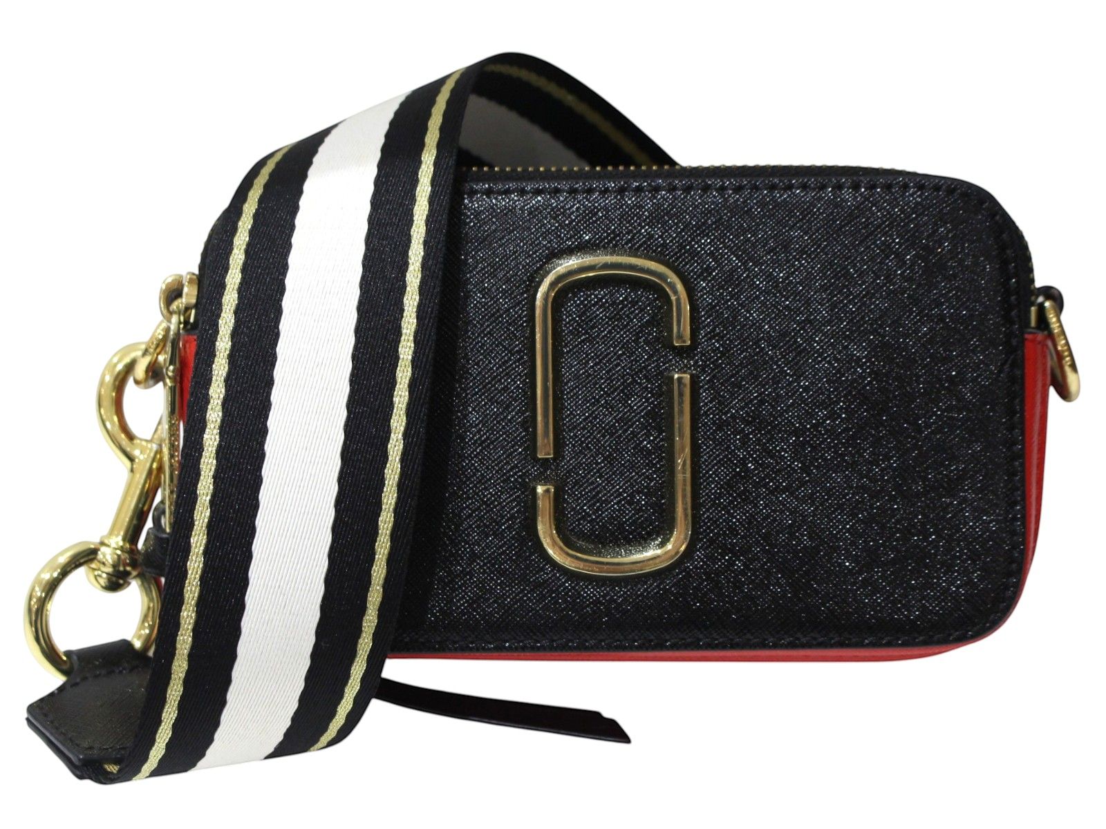 【ショルダーストラップあり】MARC JACOBS　マークジェイコブス　ザ・スナップショット　RBM EC35-3　ショルダーバッグ　斜め掛け　ブラック&times;レッド系　ファスナー開閉　ゴールド金具　サフィアーノレザー　レディース　プレゼント包装　ギフト【中古】松前R56号店｜かんてい局松前Ｒ５６号店