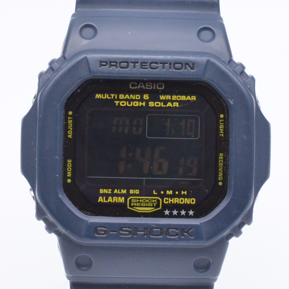 Casio カシオ Gw M5610nv 2jf G Shock ネイビーブルー 電波ソーラー ブラック文字盤 ネイビーブルー樹脂ベルト 腕時計 耐衝撃構造 ワールドタイム メンズ レディース 中古 Bouncesociety Com