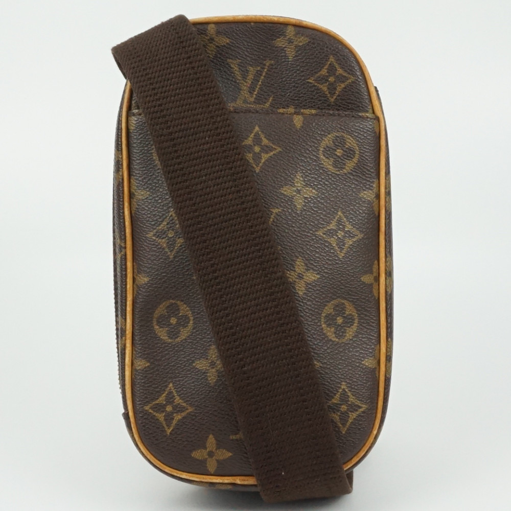 魅力的な LOUIS VUITTON ルイヴィトン M51870 モノグラムポシェット