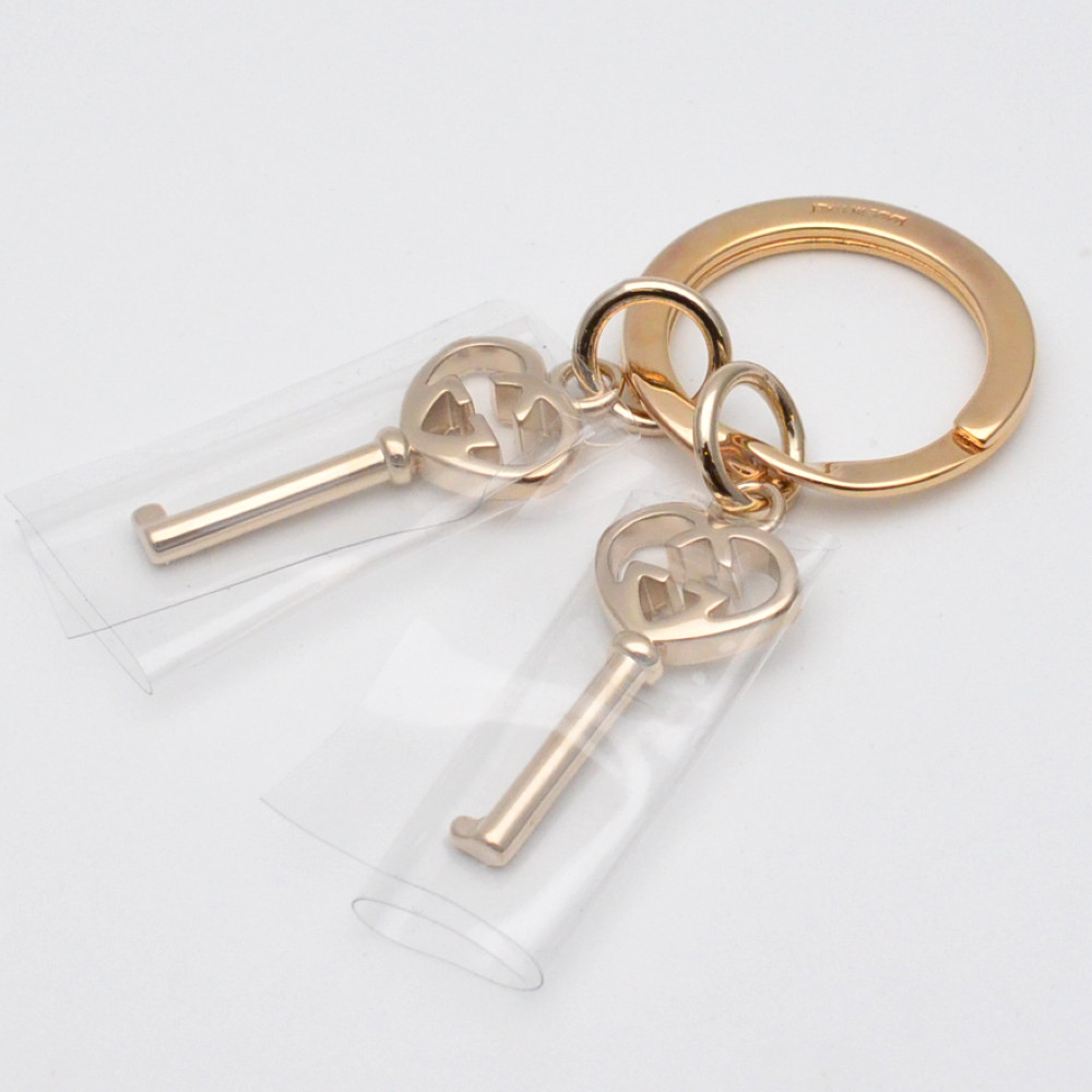 【美品】GUCCI グッチ チャーム&ネックレス ハート キー 鍵 ゴールド GUCCI - グッチ ペアネックレス キー型チャームトップ/鍵