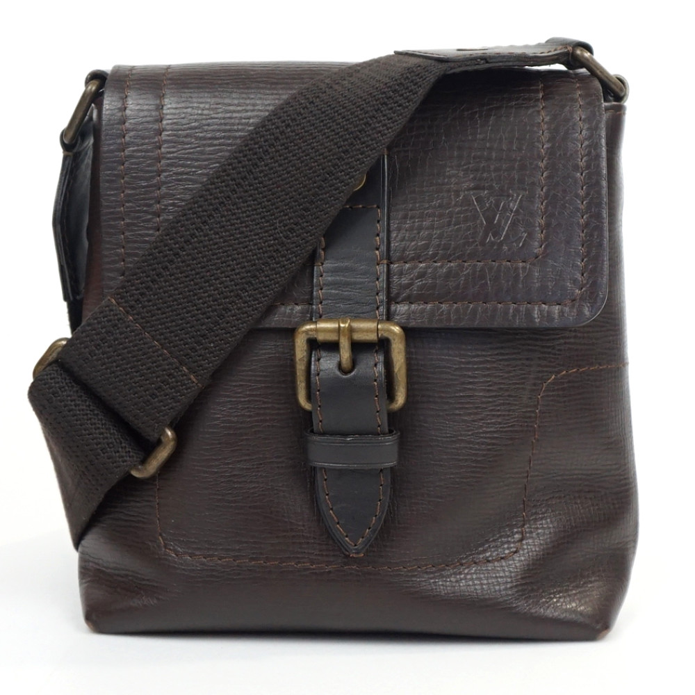 ✨美品✨ルイヴィトン ショルダーバッグ メッセンジャー ユタ オマハ A4可能 ルイヴィトン LOUIS VUITTON ショルダーバッグ メッセンジャー