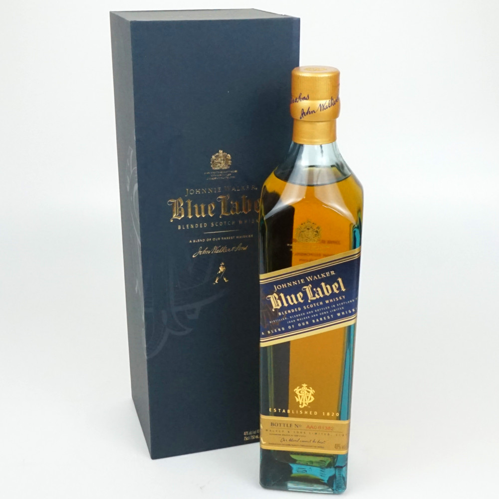 JOHNNIE WALKER BLUE LABEL　ジョニーウォーカー　ブレンデッド　スコッチウイスキー　スコットランド　アルコール度数40度　容量750ml　酒　未開栓　【中古】