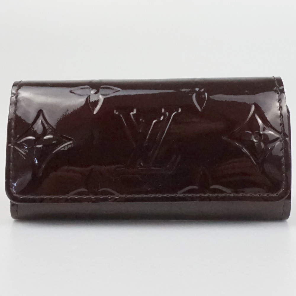 LOUIS VUITTON　ルイヴィトン　M93517　ミュルティクレ4　モノグラム・ヴェルニ　アマラント　ブラウン系　茶　キーケース　カギケース　エナメル　レディース　【中古】