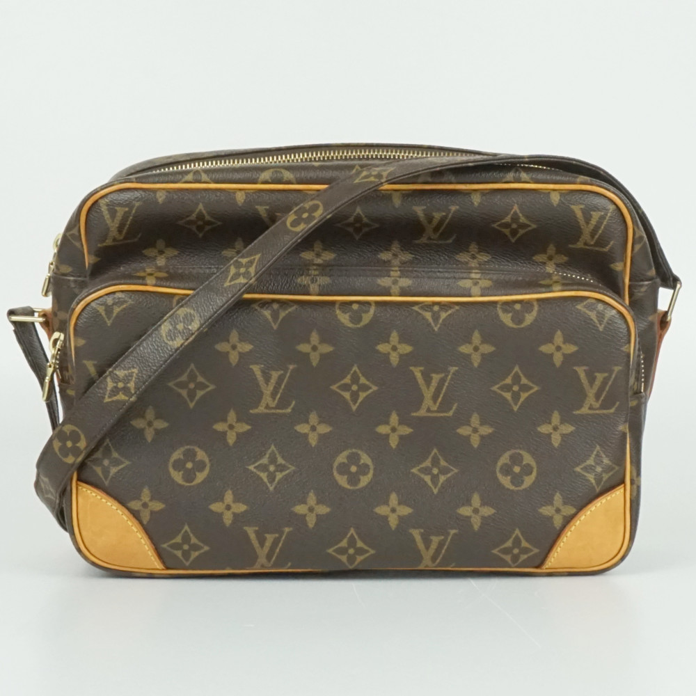 LOUIS VUITTON ルイヴィトン M45244 ナイル モノグラム・帆布 赤銅色 茶 ショルダーバッグ 肩かけ 曲がった掛け メンズ レディース 【中古】