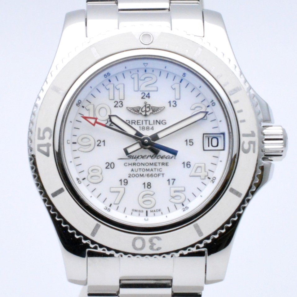 BREITLING ブライトリング A17312D2/A775 百貨店綿津見II 白いこと 自動小銃一巻き 自動小銃 36粍 ボーイズサイズ メンズ レディース 【中古】