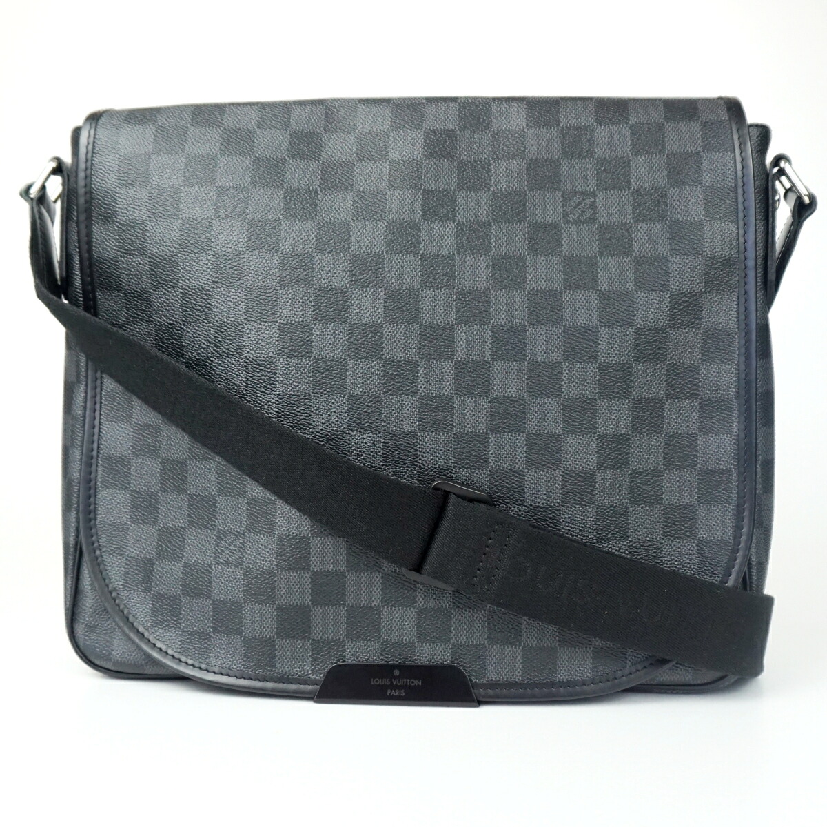 LOUIS VUITTON ルイヴィトン N58033 ダニエルGM ダミエ・グラフィットキャンバス ブラック 黒 ショルダーバッグ 肩掛け 斜め掛け メンズ 【中古】|質屋かんてい局 盛岡店