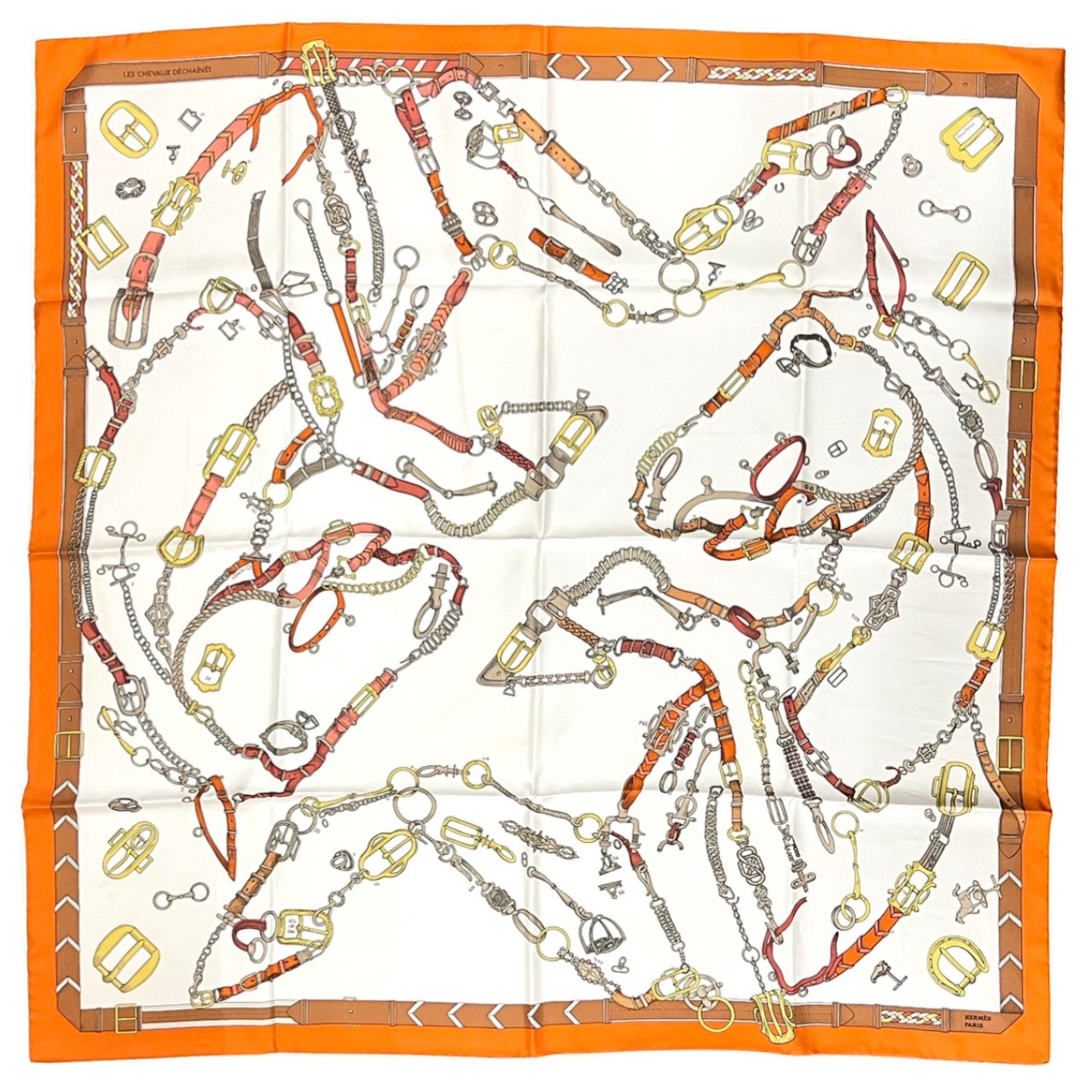 HERMES エルメス カレ90「LES CHEVAUX DECHAINES」柄  オレンジ色 ベージュ えり巻き 絹地100％【座標軸A】【中古】