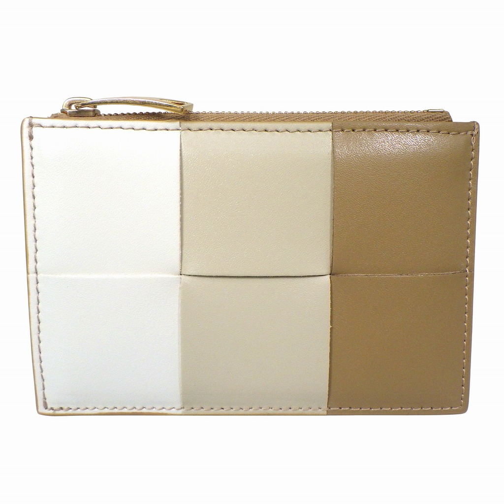 【未使用品】BOTTEGA VENETA ボッテガヴェネタ カセットファスナーカードケース 765460 レザー ベージュ系 ダークプラリネ バタースコッチ シーソルト ゴールド金具 【程度N】【中古】｜かんてい局新潟万代店