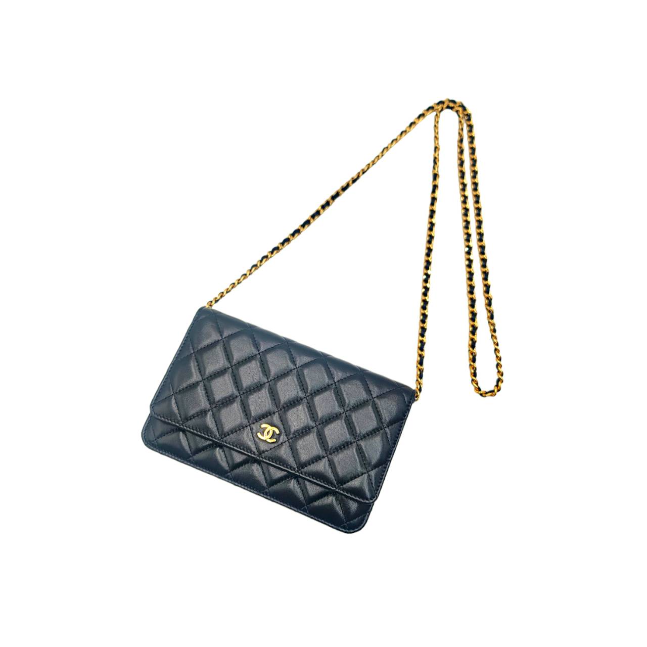 【美品】CHANEL シャネル マトラッセ チェーンウォレット AP0250 子ヒツジひと肌 黒いこと ゴールド金具 ショルダーバッグ 長札入れ ココマーク 黒 金【度合いA】【中古】 ショルダーバッグ・メッセンジャーバッグ-バッグ-バッグ・小物・ブランド雑貨
