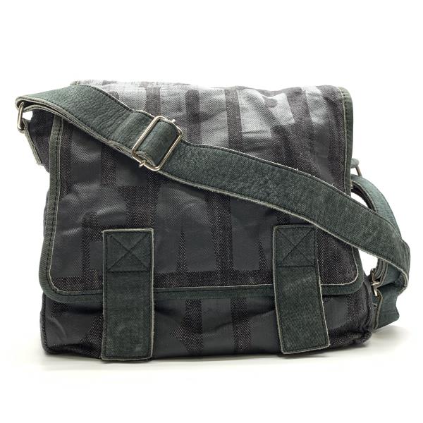 Vivienne Westwood ヴィヴィアンウエストウッド メッセンジャー袋 ジーンズ帆布 曲がった掛け 舵 かばん メンズ 掌るry Musiciantuts Com