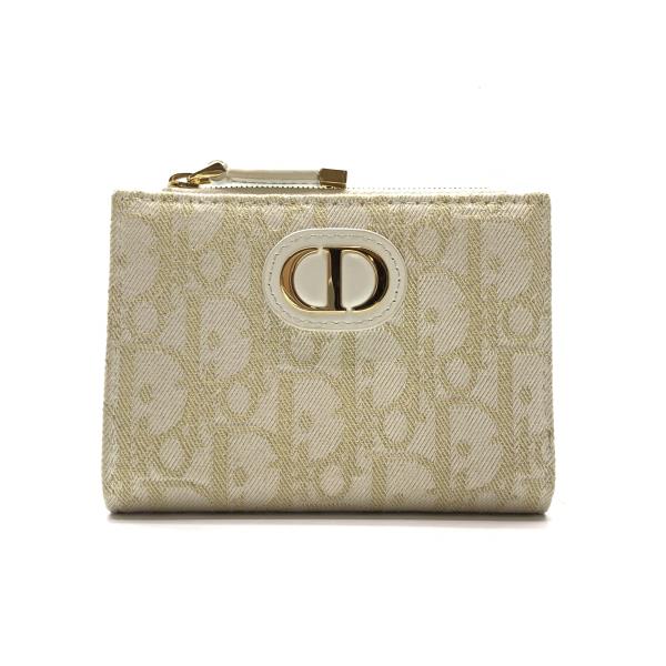 Christian Dior ホワイト 二つ折り財布 Dior ホワイトレザー 二つ折り財布 - メルカリ