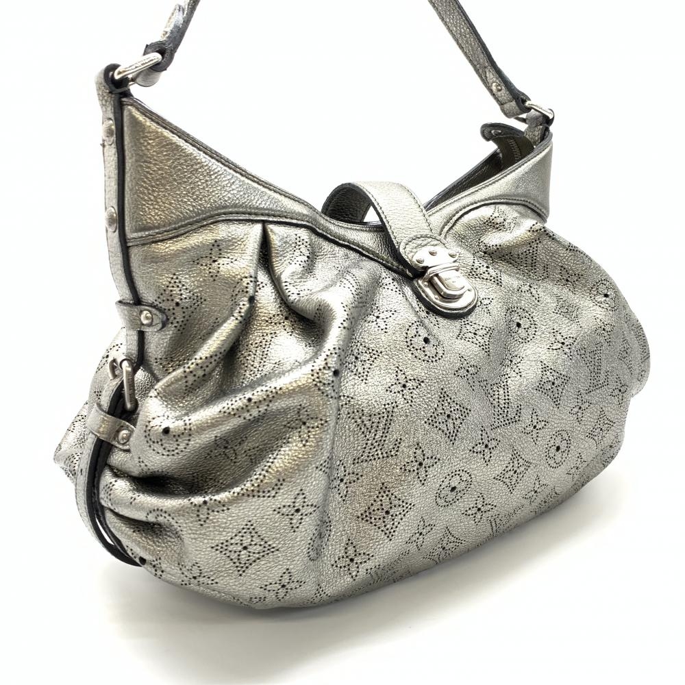 50%OFF! LOUIS VUITTON ルイヴィトン VUITTON マヒナ LOUIS XS M95717