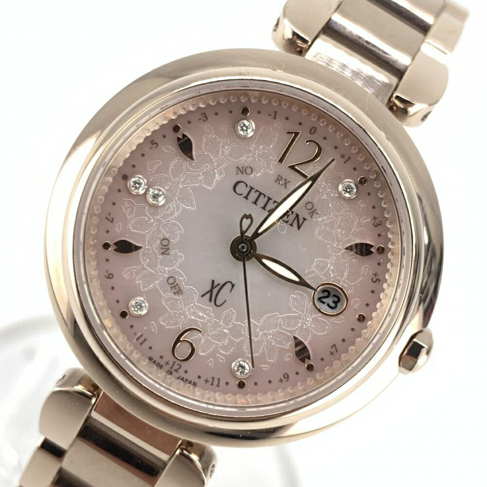 CITIZEN シチズン ES9467-62W クロスシー xC mizu collection SAKURA サクラ Titania Happy Flight 限定モデル エコドライブ 電波ソーラー レディース クオーツ シェルインデックス 腕時計 耐ニッケル 耐磁1種 世界限定2,100本 管理YI38865