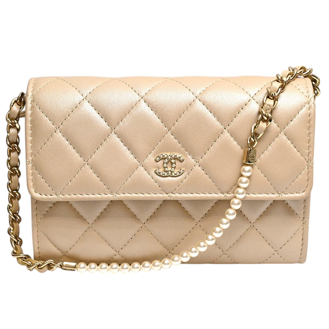 CHANEL【シャネル】チェーンウォレット　ラムスキン　ベージュ　マトラッセ　パール　財布　レディース【中古】【松戸】｜かんてい局伯楽三軒茶屋店　松戸店