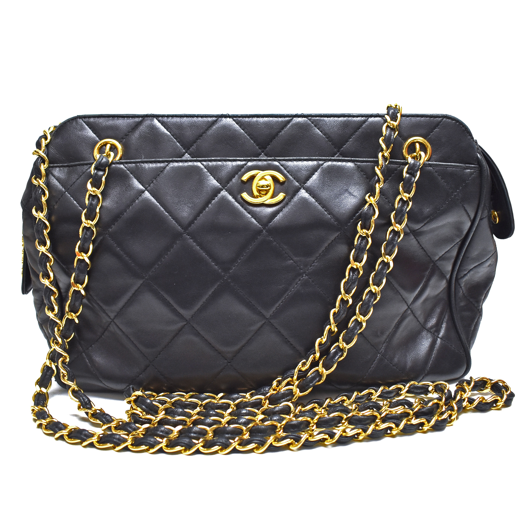 CHANEL【シャネル】チェーン店ショルダーバッグ マトラッセ 黒いこと レディース【中古】