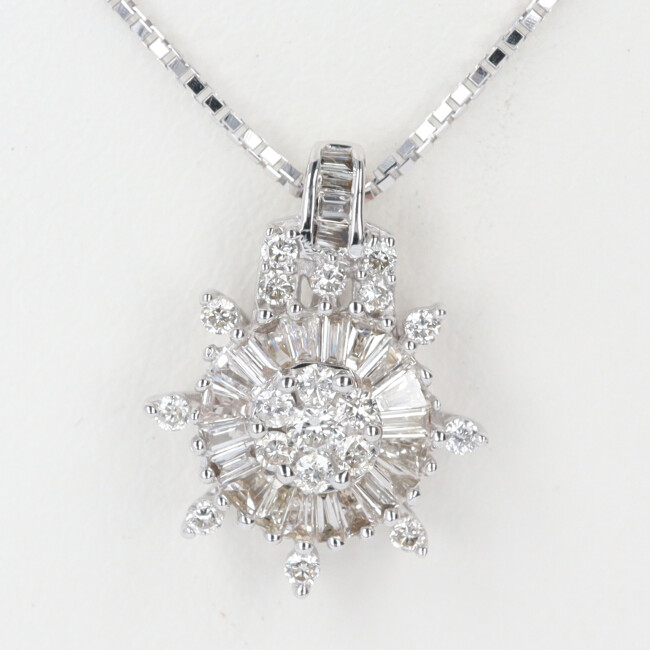 プラチナ 天然ダイヤモンドネックレス D1.00ct ペンダントトップ 40cm