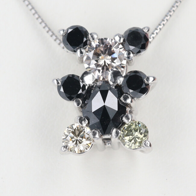 ■K18WG ダイヤモンド付ネックレス D1.19ct 約3.4g/約45cm クマモチーフ/熊/ベア ホワイトゴールド ブラックダイヤモンド 豪華 ネックレス 可愛い レディース 女性 ギフト プレゼント 贈り物【中古】h