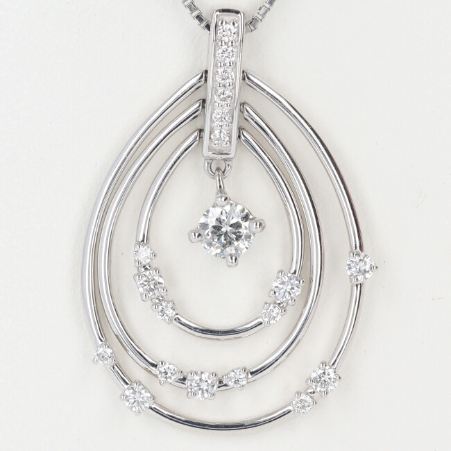 ■PT900/850 ダイヤモンドネックレス D0.23ct 約45cm/約6.0g ﾃﾞｻﾞｲﾝﾈｯｸﾚｽ 一粒/ひとつぶ ゴージャス プラチナ/platinum 女性/レディース ギフト プレゼント 贈り物 お祝い【中古】h｜質屋かんてい局つくば　店 58,800円