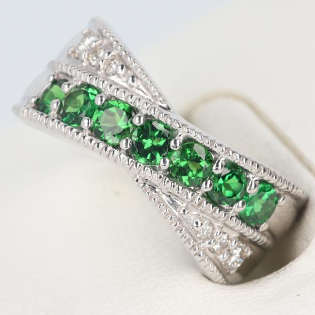 楽天市場】グリーンガーネット 1.05ct リング 11.5号 PT850 プラチナ