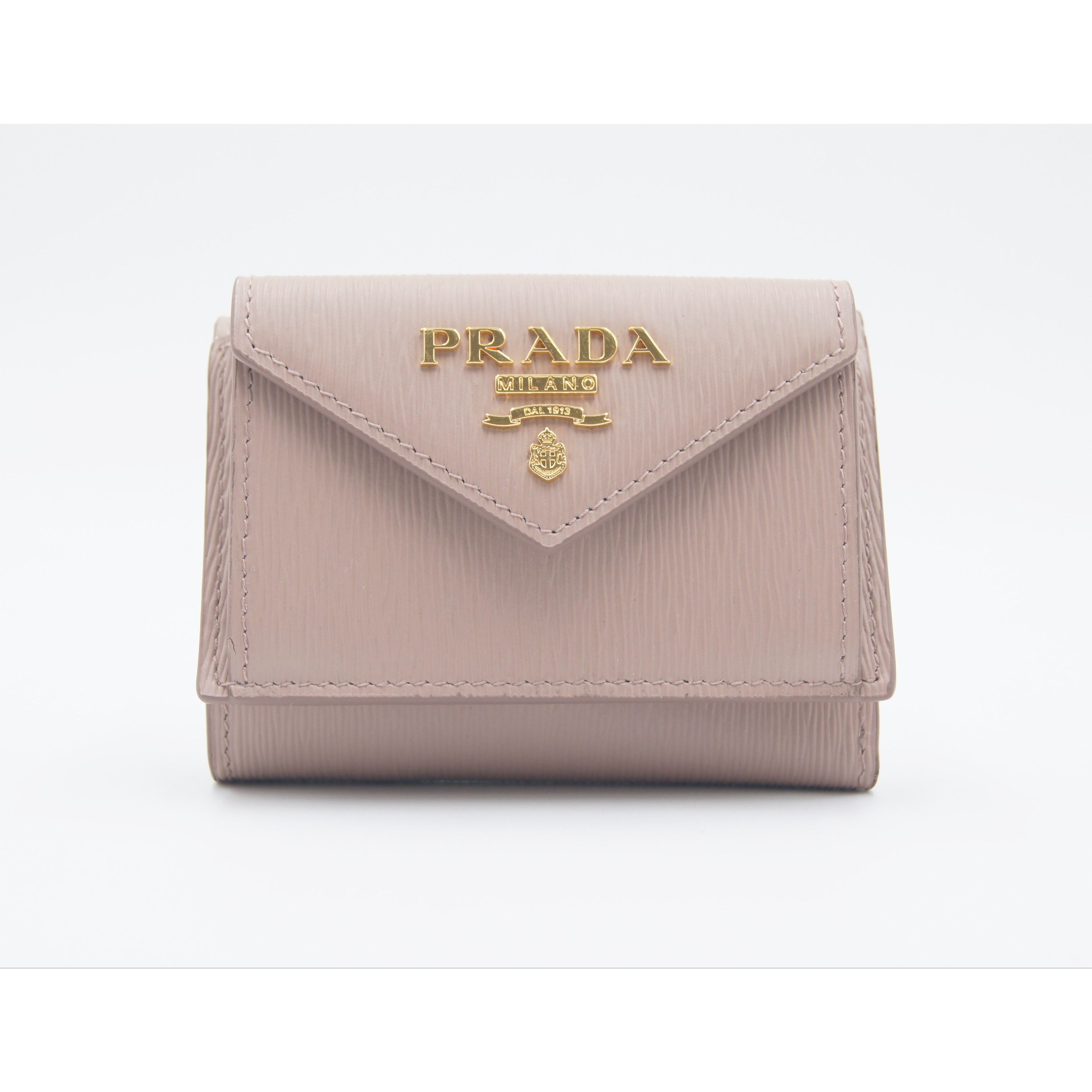 楽天市場】PRADA プラダ 小銭入れ付き3つ折り財布三角ロゴプレート