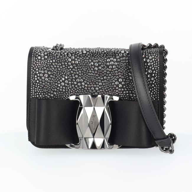 専用 新品 Feragamo ビジュー チェーン ショルダーバッグ 新品 Feragamo ビジュー チェーン ショルダーバッグ 【公式通販】