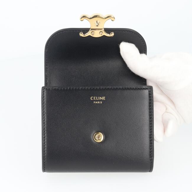 セリーヌ【CELINE】10D783DPV.38NOスモールフラップウォレットトリオンフシャイニーカーフスキン三つ折りブラック/黒ゴールド金具ブランドレディース/女性仕事ギフトプレゼントお祝い【中古】h
