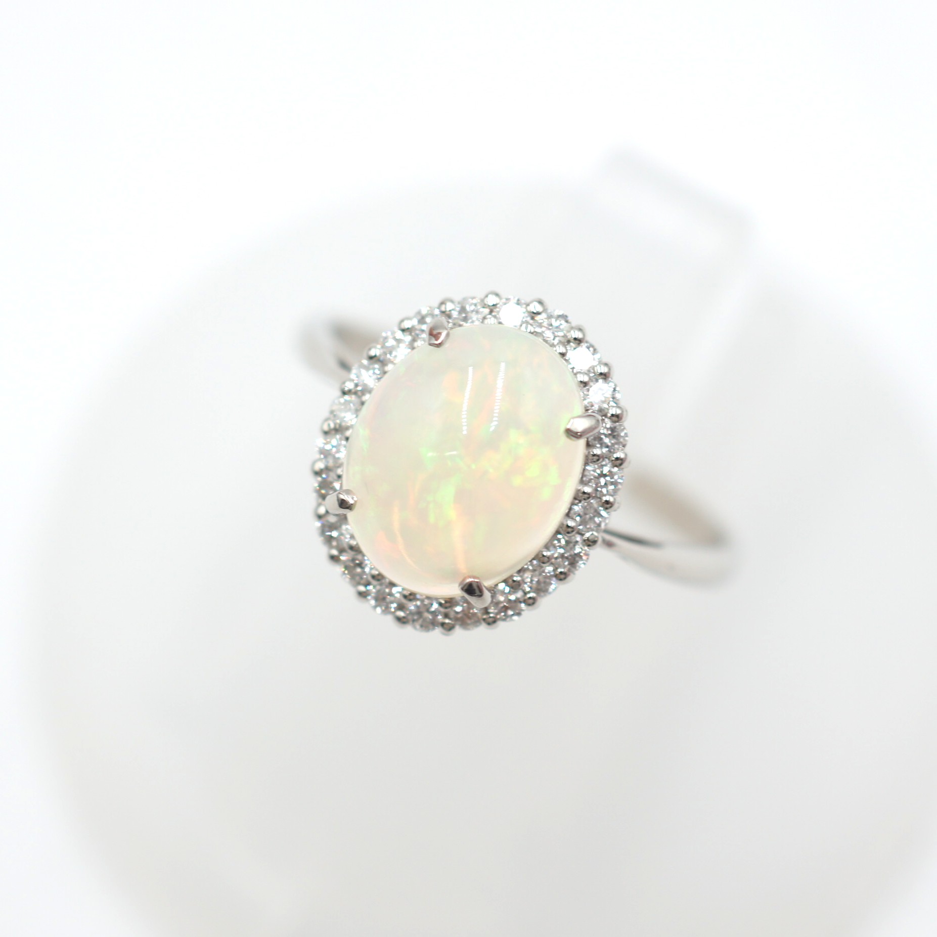 【ソーティング】Pt900 オパール/ダイヤモンド付リング WO1.24ct/D0.25ct 約3.3g/約12.5号 platinum/プラチナ レディース/女性 ギフト プレゼント ノーブランドジュエリー【中古】s 土浦