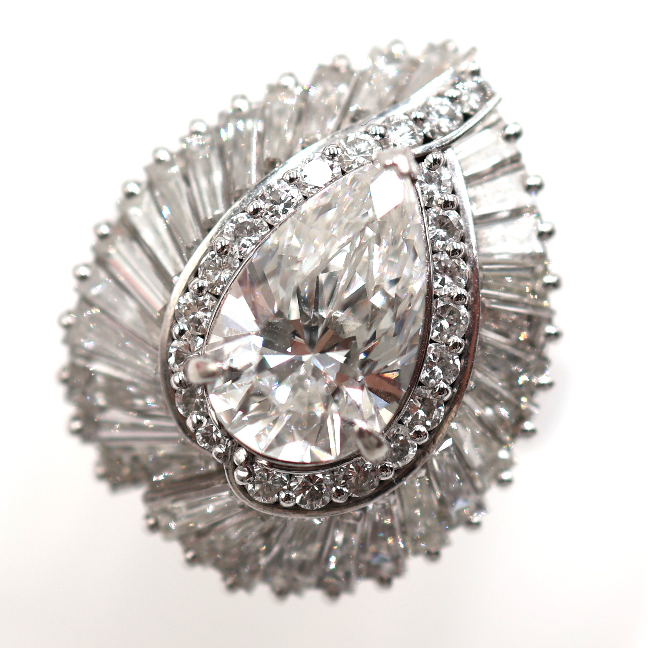 【ソーティング】Pt900 ダイヤモンド付リング D1.98ct/D2.33ct 約12.4g/約12.5号 platinum/プラチナ レディース/女性 ギフト プレゼント ノーブランドジュエリー【中古】s 土浦