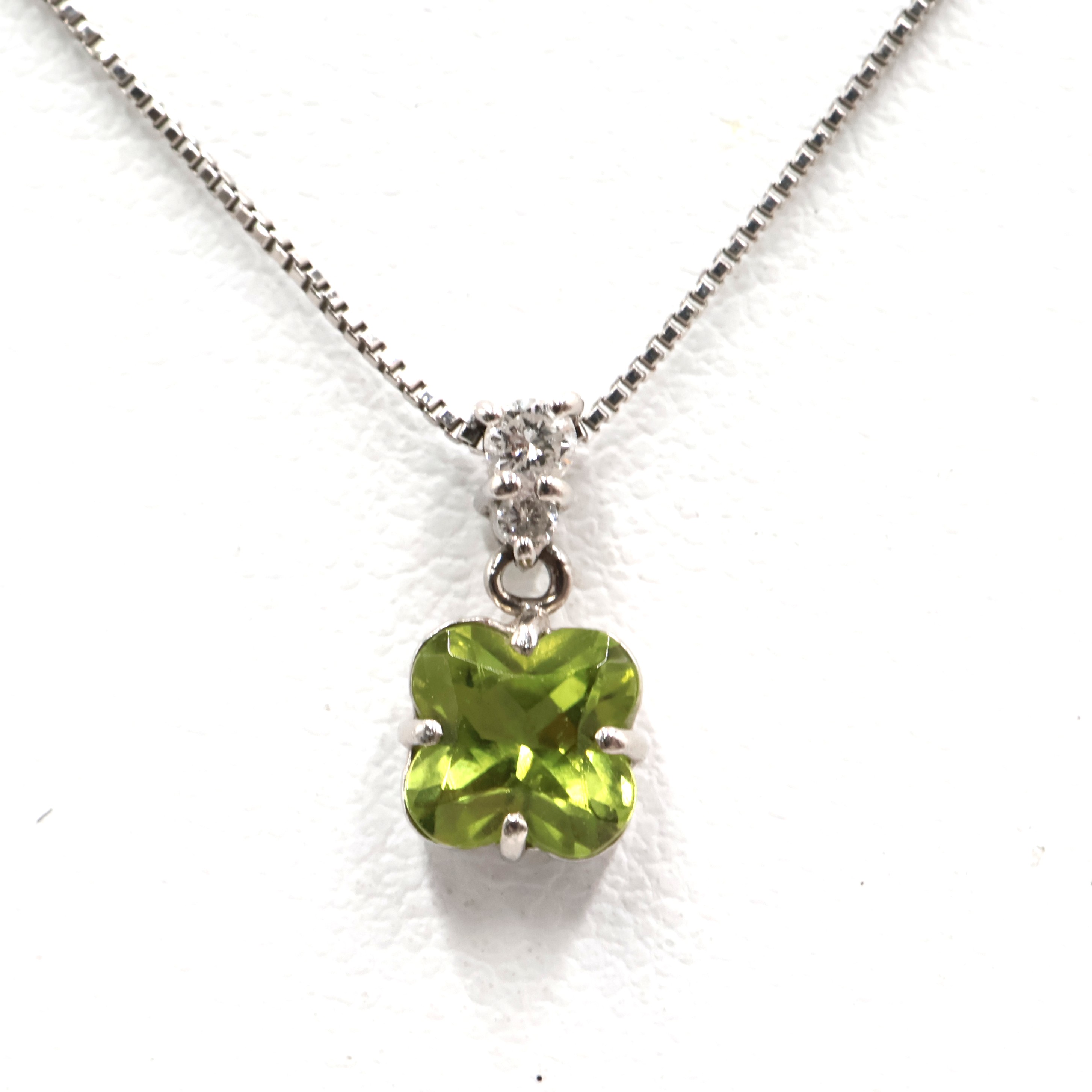 【ソーティング】Pt850/Pt900 ペリドット・ダイヤモンド付ネックレス PE D0.05ct 約2.7g/約40cm platinum/プラチナ レディース/女性 ギフト プレゼント ノーブランドジュエリー【中古】s 土浦｜質屋かんてい局つくば　店