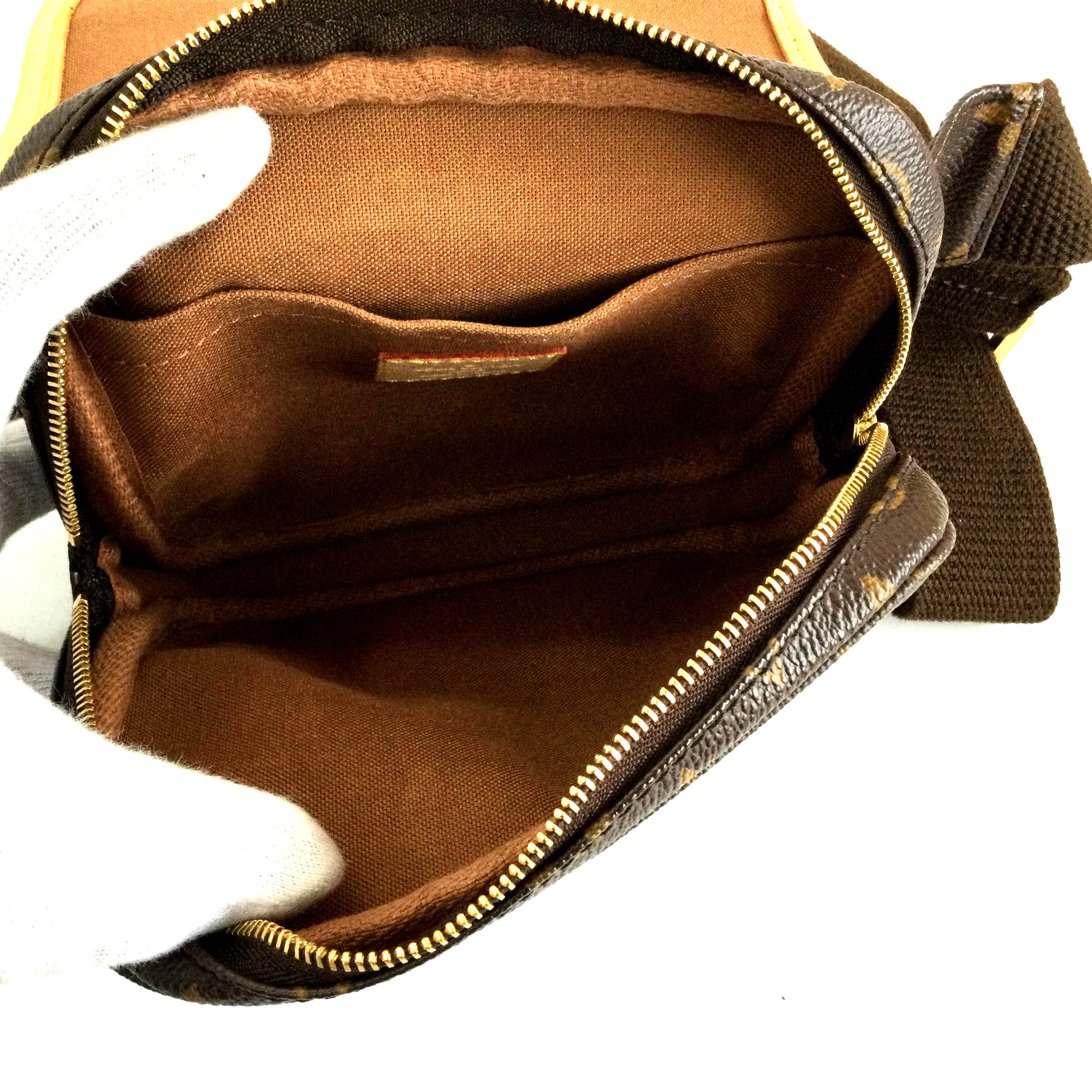 T【中古】LOUISVUITTON【ルイ・ヴィトン】バムバッグ・ボスフォールM40108モノグラムクロスボディバッグブラウンオシャレ普段使い定番人気プレゼント【かんてい局戸祭店】22-13-t