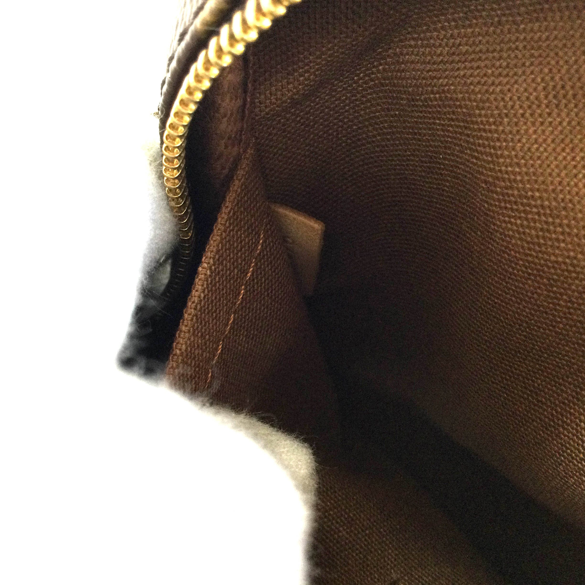 T【中古】LOUISVUITTON【ルイ・ヴィトン】バムバッグ・ボスフォールM40108モノグラムクロスボディバッグブラウンオシャレ普段使い定番人気プレゼント【かんてい局戸祭店】22-13-t