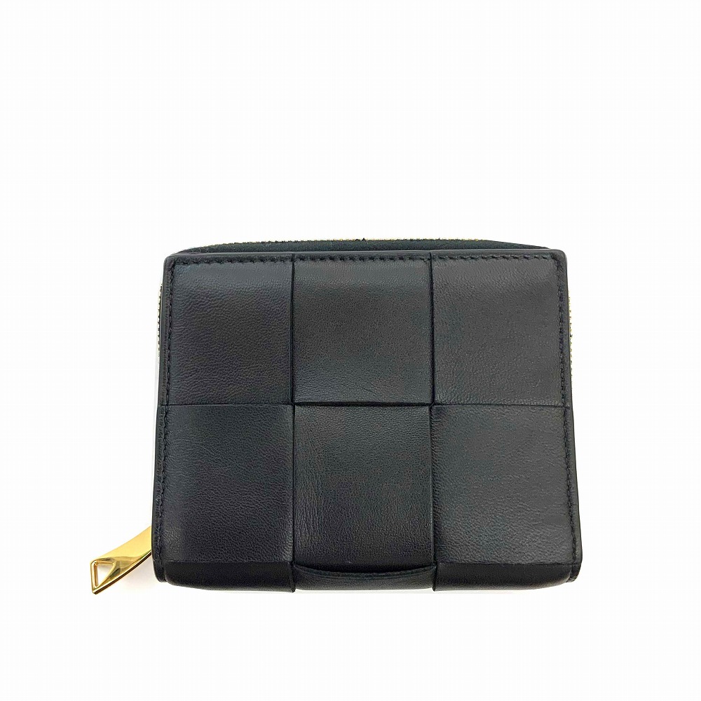 o【BOTTEGAVENETA】ボッテガヴェネタ　マキシイントレチャートコンパクトウォレット　701458　マキシイントレチャート　コンパクトウォレット　ブラック　黒　金具　ゴールド　金　中古【かんてい局小山店】31019139318-7o-y