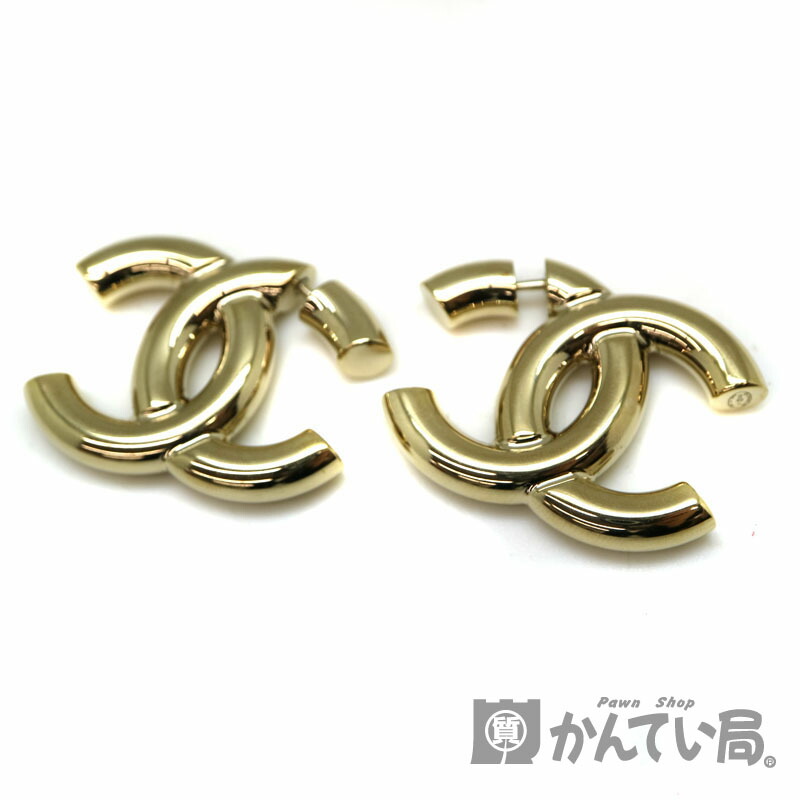 楽天市場 Chanel シャネル ココマークピアス 金属素材 ゴールド系 約w4cm H2cm アクセサリー Used 8 中古 質屋 かんてい局茜部店 質屋かんてい局 楽天市場店