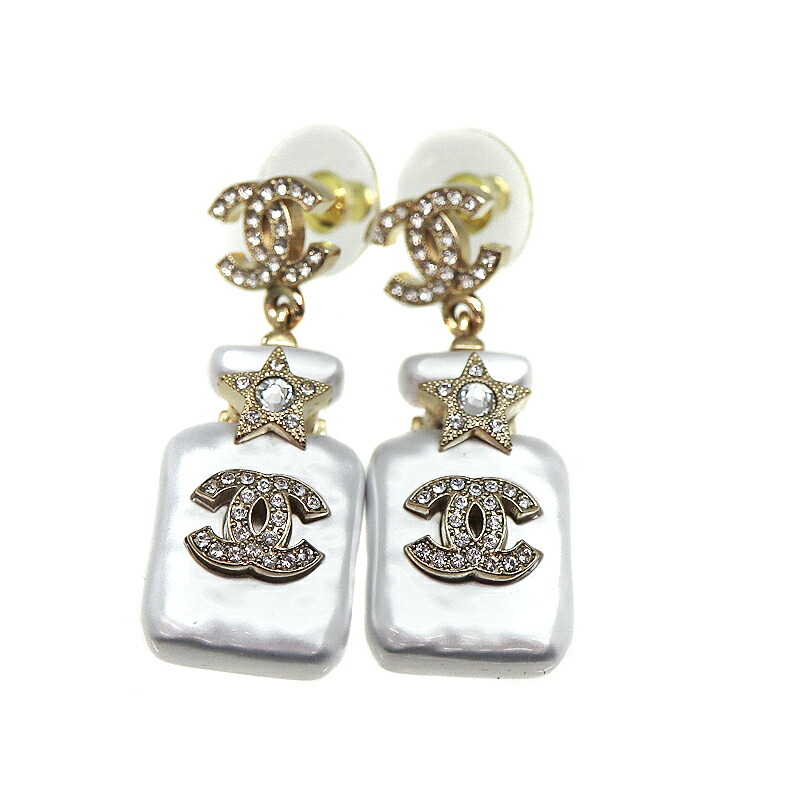 CHANEL 香水ボトル型ピアス 5 美品 CHANEL 香水ボトル型ピアス 5 美品 CHANEL 香水ボトル型ピアス 5