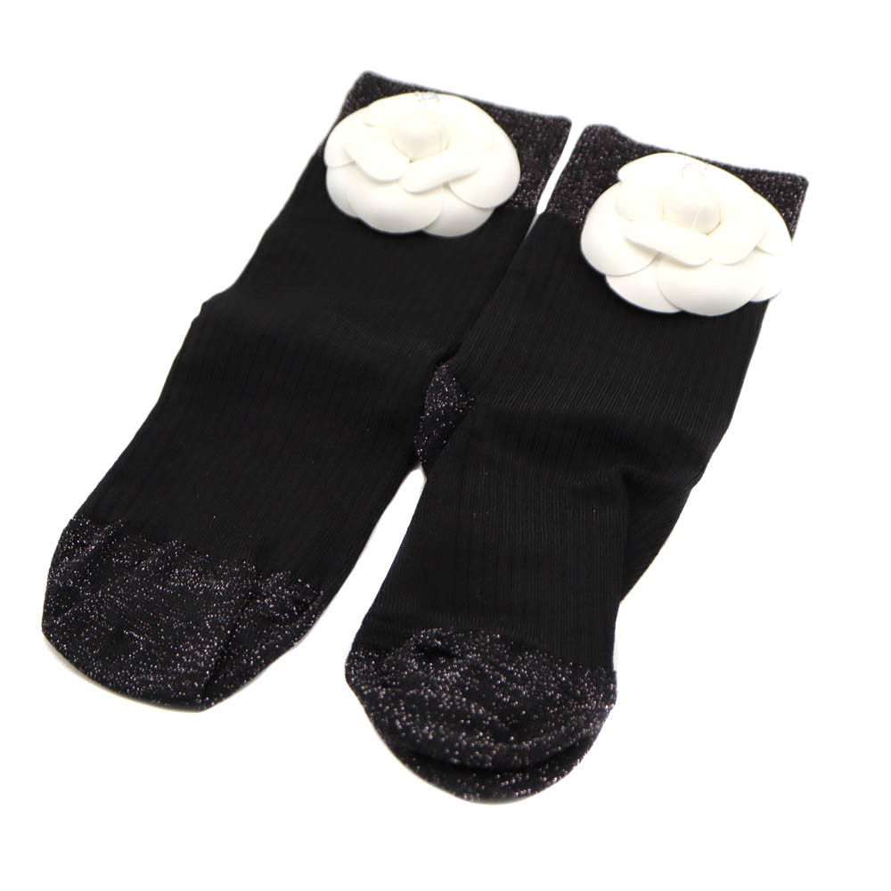 シャネル CHANEL AAA905 カメリア靴下 ソックス レディース 流行り物 黒いこと 【中古】