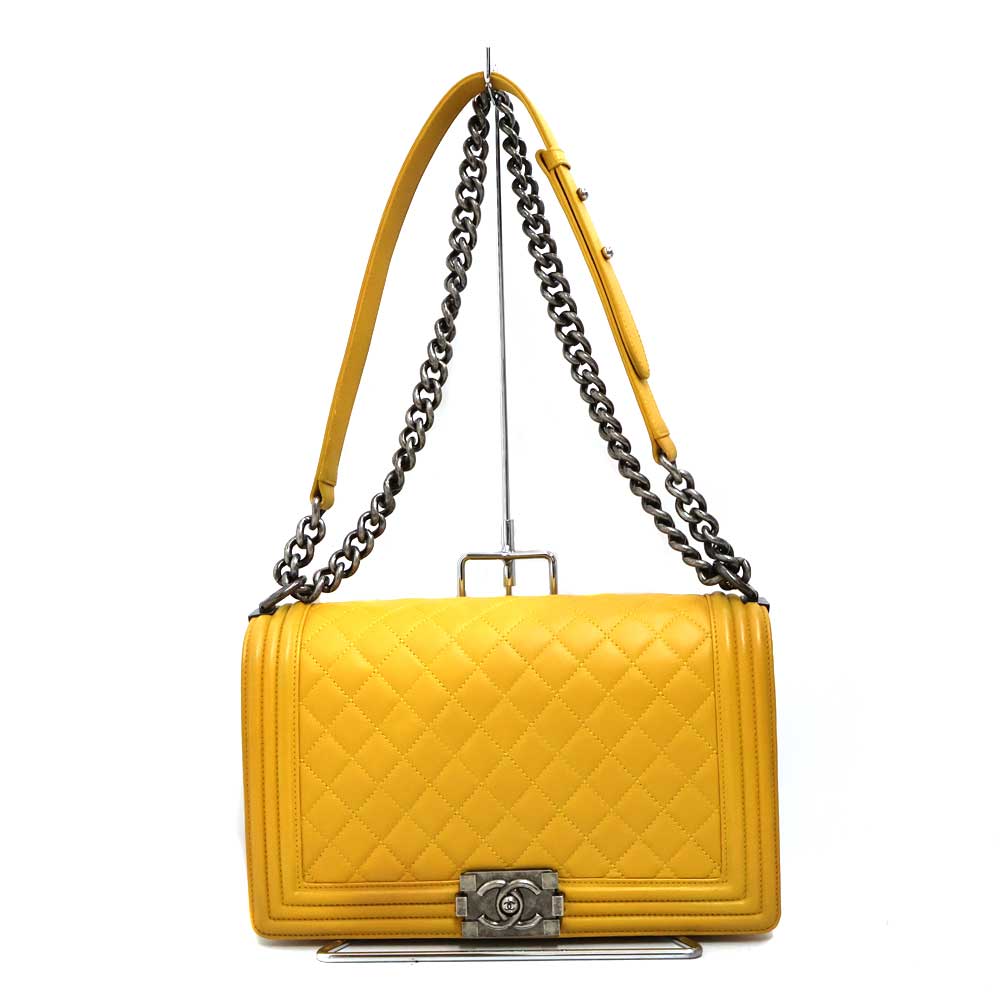 シャネル Chanel A92193 男の子シャネル ラージ ショルダーバッグ レディース なめし革 黄色【中古】