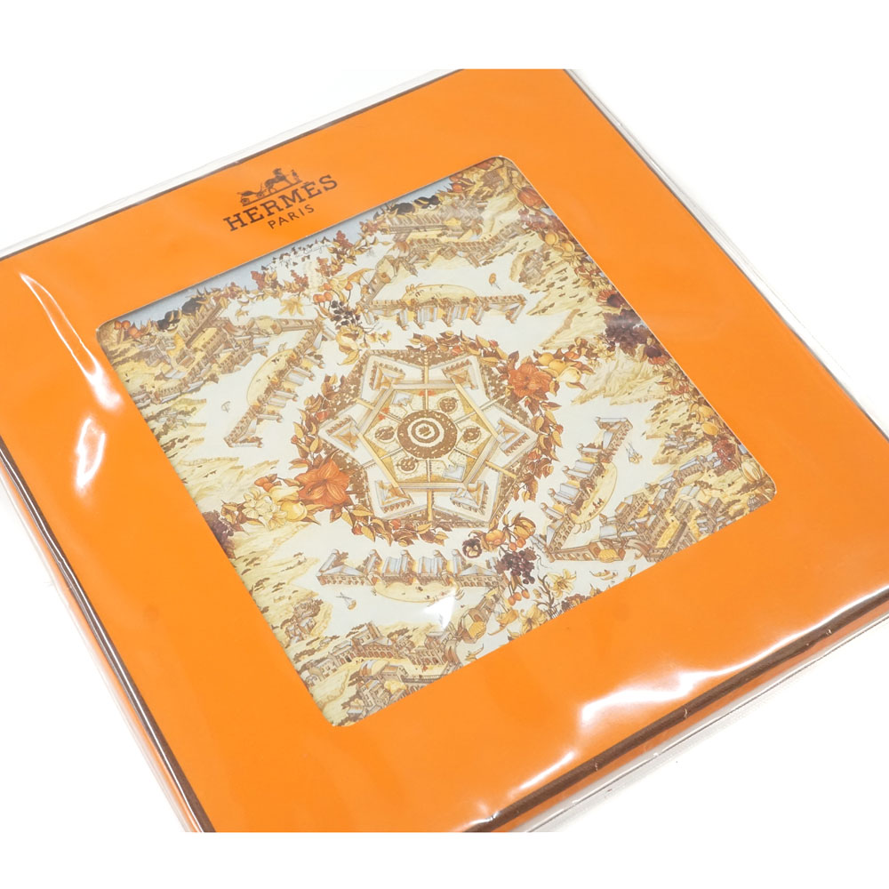 楽天市場】HERMES エルメス カレ90 A Garden of Shapes ガーデン