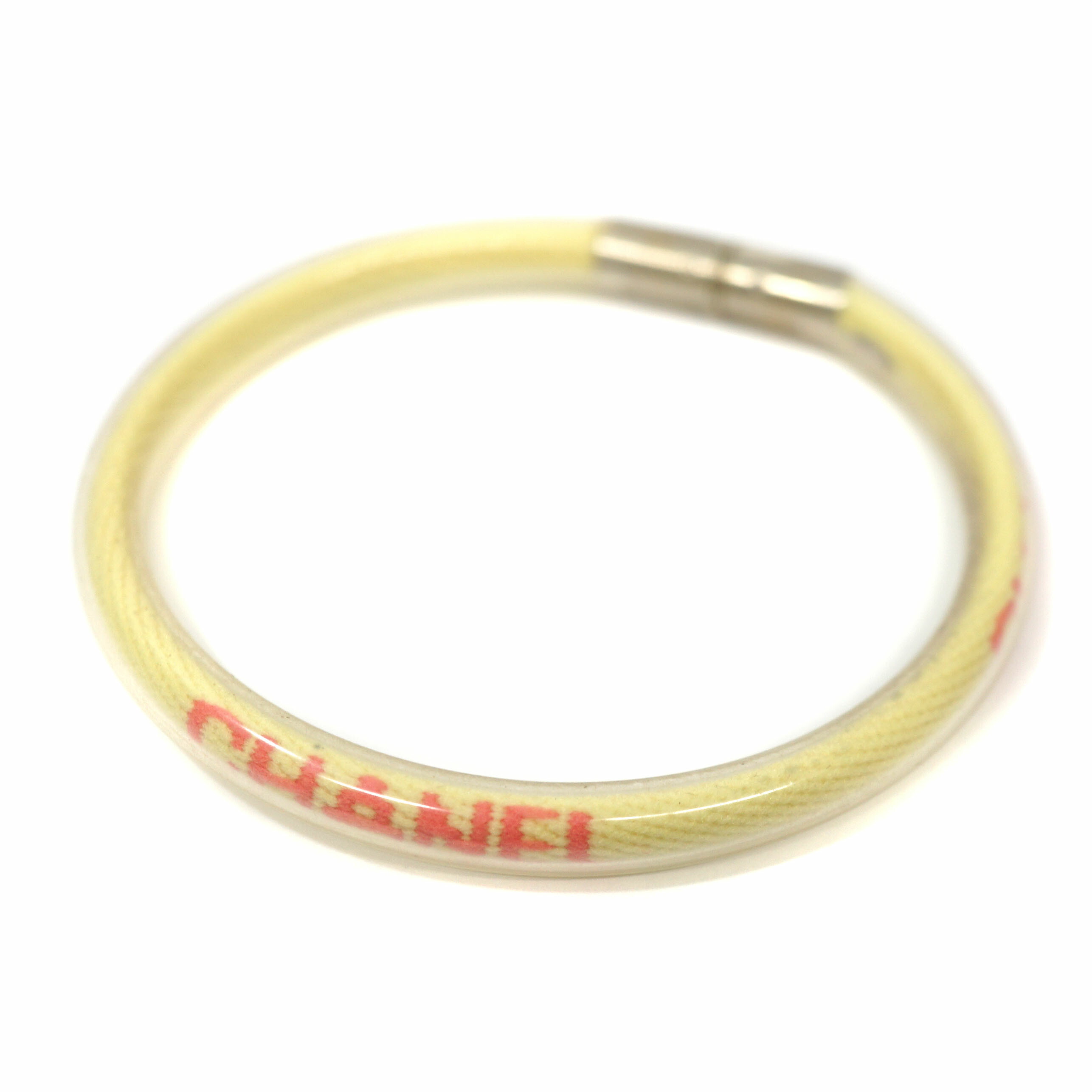 CHANEL ロゴ メタルバングル NIB CHANEL CC Logo SilverTone Cuff Bracelet CHUNKY links