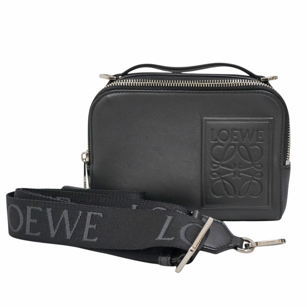 ロエベ Loewe C565R41X05 はりつけ台上半身 カメラバッグミニ ショルダーバッグ メンズ なめし革  黒いこと系【中古】